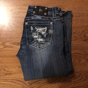 Miss Me Capris Sz 29